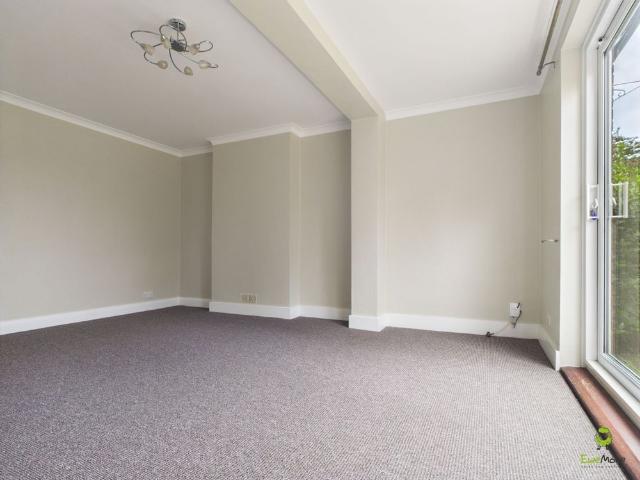 2 Bedroom