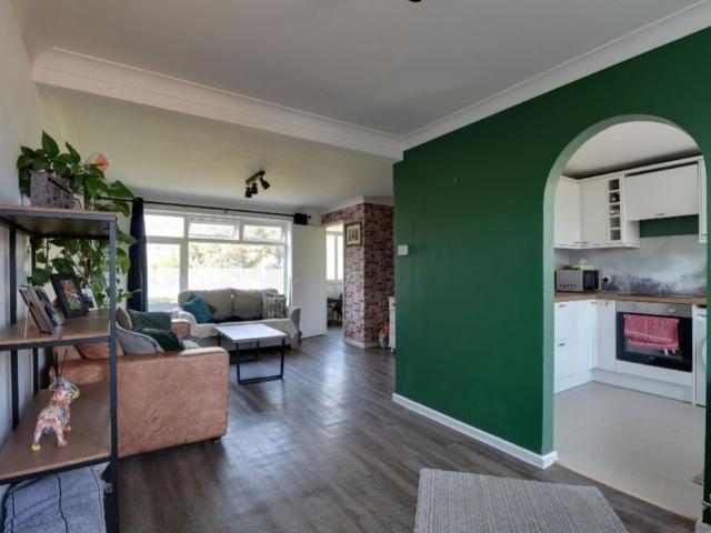 2 Bedroom