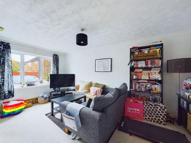 2 Bedroom