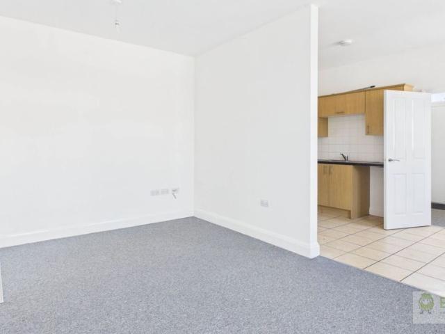 2 Bedroom