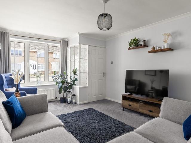 2 Bedroom