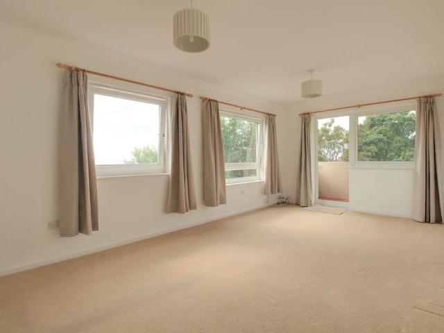 2 Bedroom