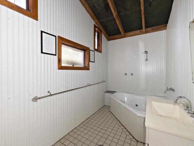 2 Bedroom Cottage