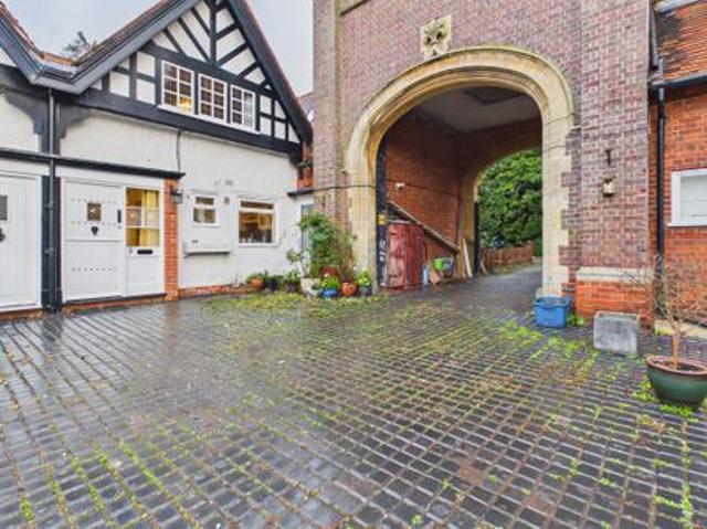 2 bedroom Cottage To Let