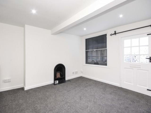 2 bedroom cottage to rent Friars Street, Sudbury, CO10