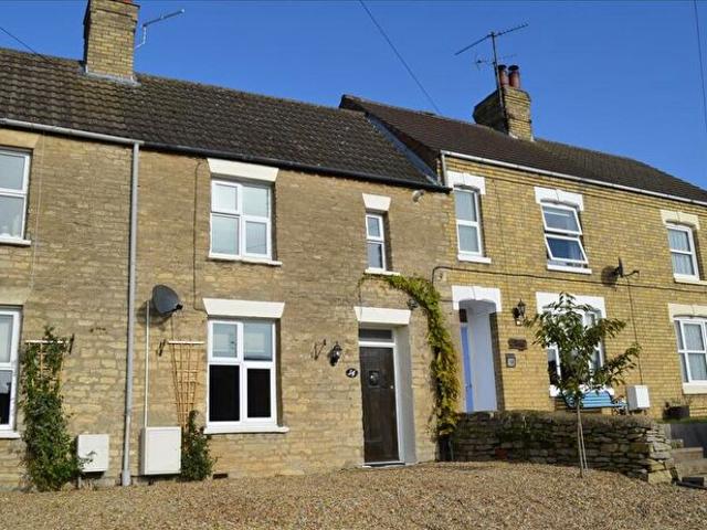 2 Bedroom Cottage To Rent In Manor Street, Raunds, Northamptonshire, NN9