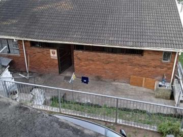 House to rent in Croftdene - Parking