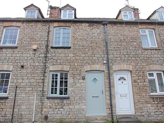 2 Bedroom Cottage To Rent In Corn Street, Witney, OX28