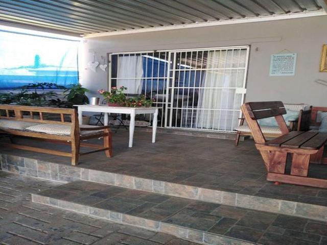 2 Bedroom cottage to rent in Generaal De Wet, Bloemfontein
