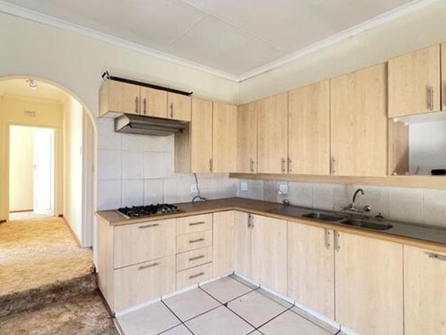 2 Bedroom cottage to rent in Horison Park, Roodepoort