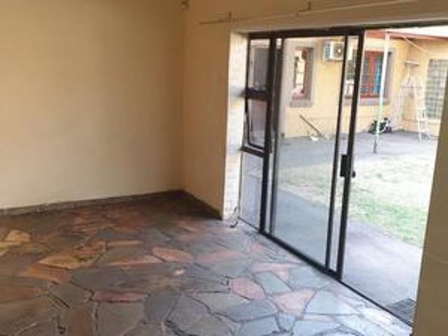 2 bedroom cottage to rent in lambton