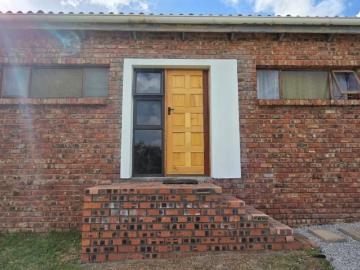 House to rent in Port Elizabeth - Parking