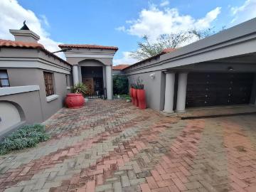 Rayton, City of Tshwane Metropolitan Municipality, Gauteng, South Africa