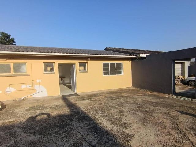 2 Bedroom cottage to rent in Treasure Beach, Durban