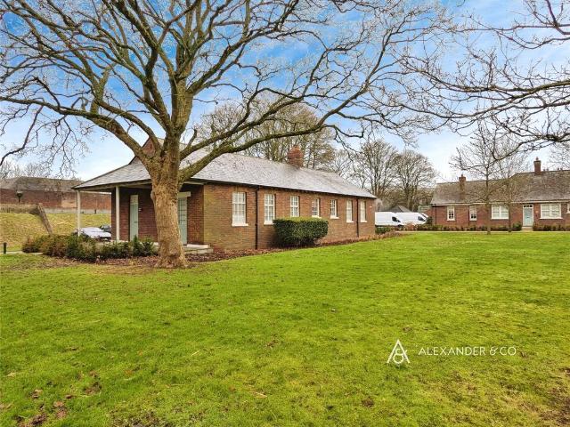 2 bedroom cottage to rent
