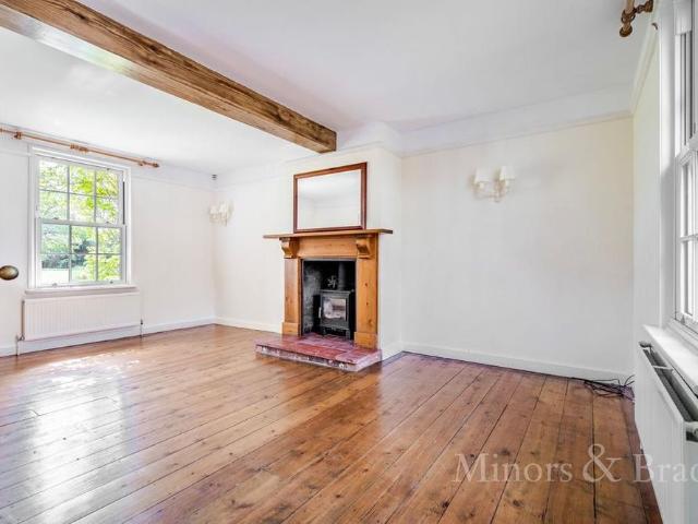 2 bedroom cottage to rent