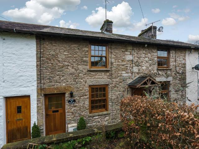 2 bedroom cottage to rent