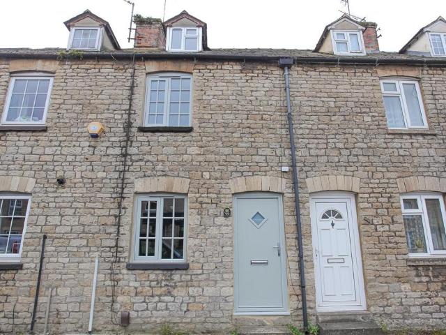 2 bedroom cottage to rent