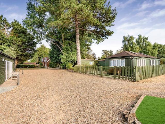 2 bedroom cottage to rent