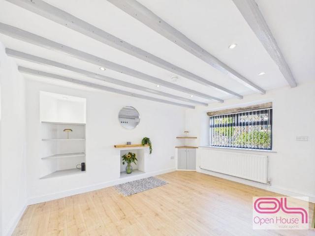 2 bedroom cottage to rent