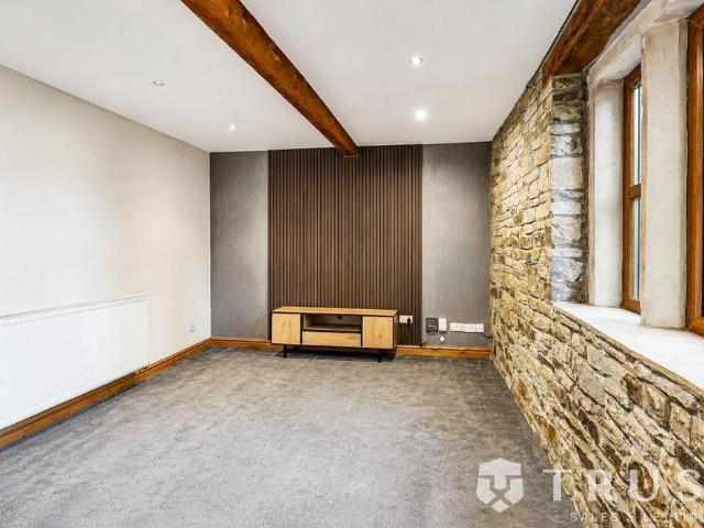 2 bedroom cottage to rent