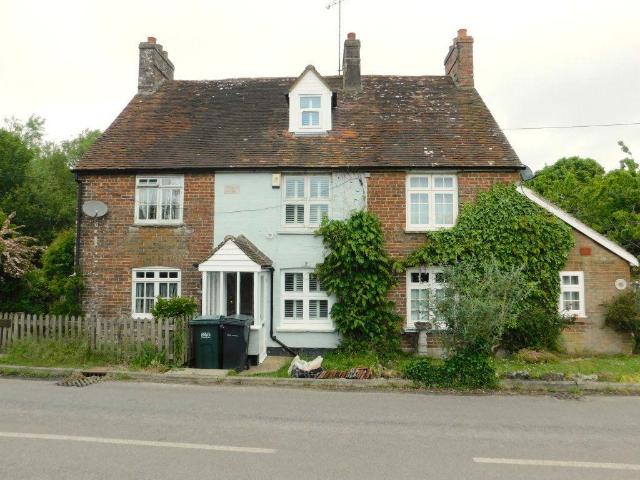 2 bedroom cottage to rent