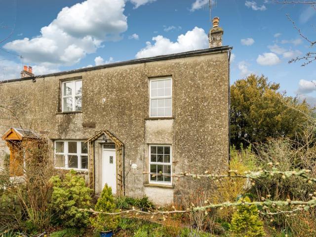 2 bedroom cottage to rent