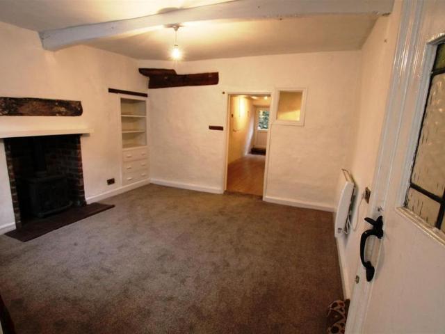 2 bedroom cottage to rent