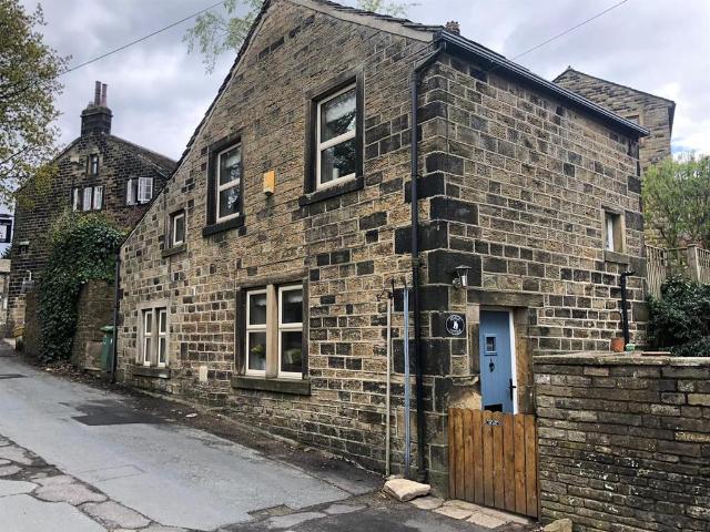 2 bedroom cottage to rent