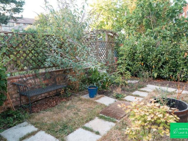 2 bedroom cottage to rent