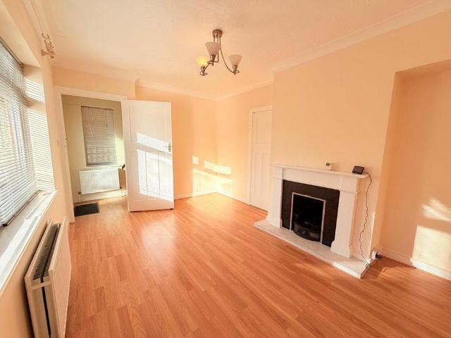 2 bedroom cottage to rent
