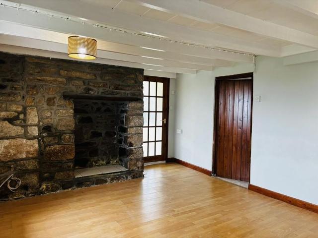 2 bedroom cottage to rent