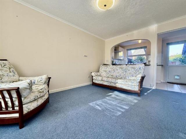 2 bedroom cottage to rent