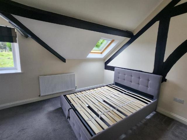 2 bedroom cottage to rent