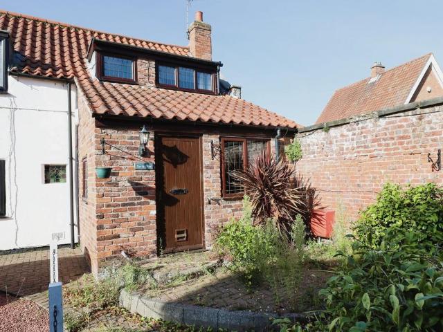 2 bedroom cottage to rent