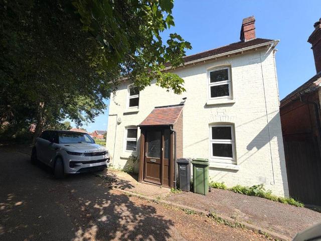 2 bedroom cottage to rent