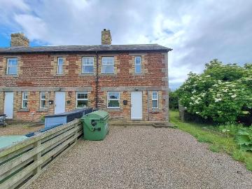 2 bedroom cottage to rent