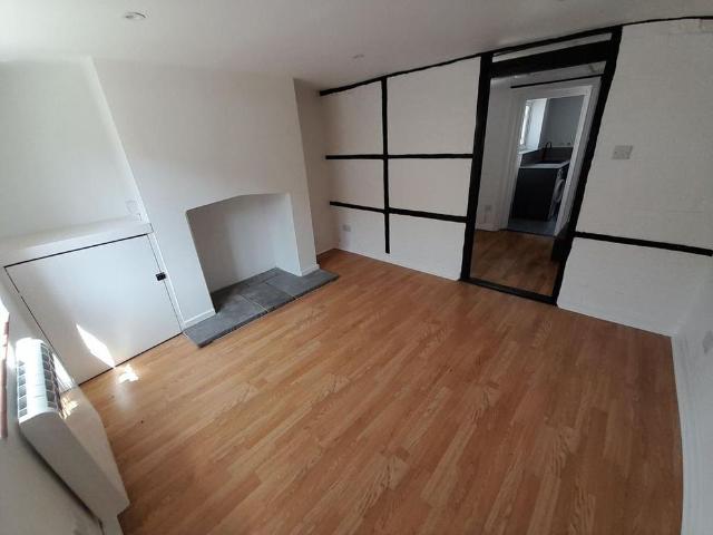 2 bedroom cottage to rent