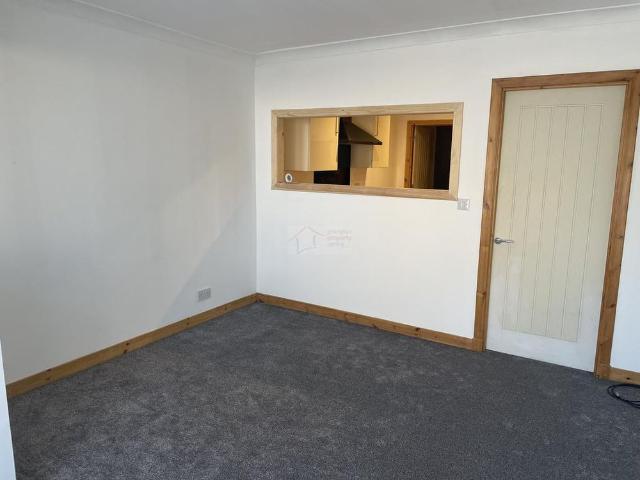 2 bedroom cottage to rent