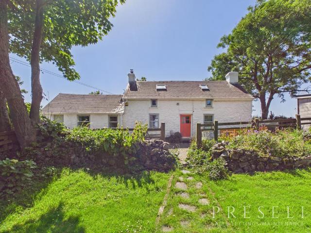 2 bedroom cottage to rent