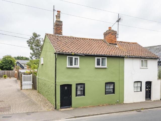 2 bedroom cottage to rent