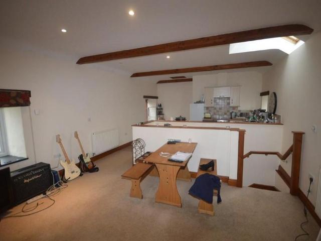 2 bedroom cottage to rent