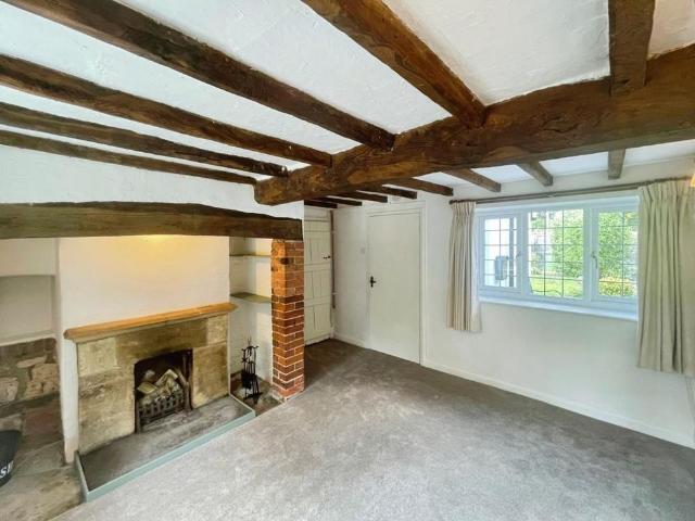 2 bedroom cottage to rent