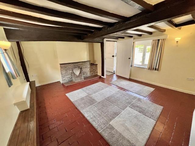 2 bedroom cottage to rent