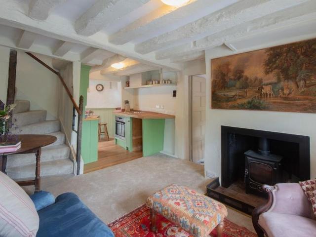 2 bedroom cottage to rent