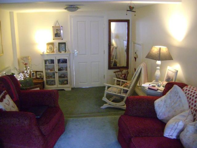 2 bedroom cottage to rent