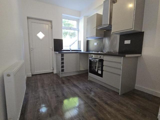 2 bedroom cottage to rent