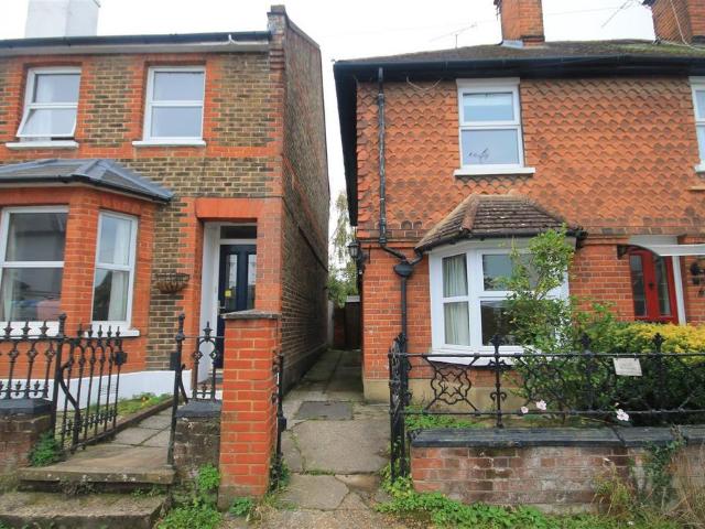 2 bedroom cottage to rent