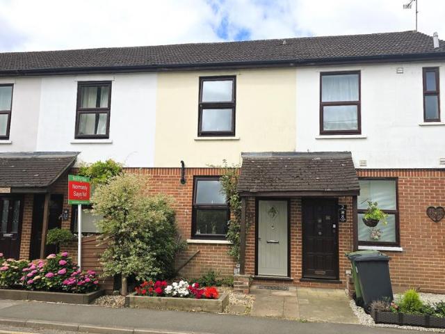 2 bedroom cottage to rent