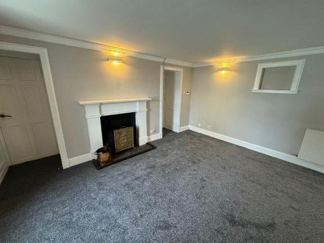 2 bedroom cottage to rent